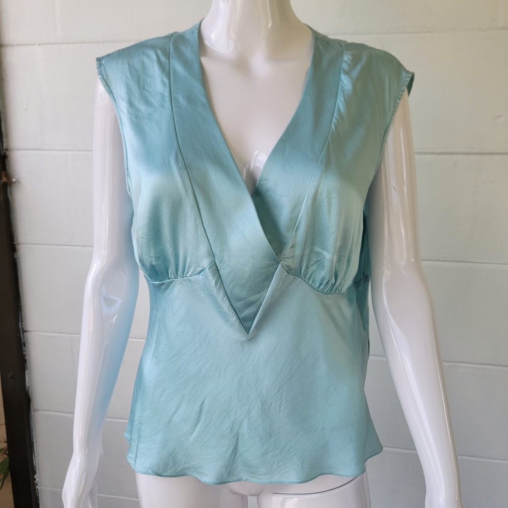 Jones New York Silk Blouse Light Blue Womens 14 Vintage Y2K Minimalist